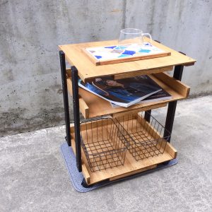 ハウスクリア岡山　DIY　サイドテーブル