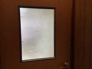 ハウスクリア岡山　昭和レトロなガラス